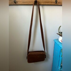 Vintage Coach 9167 British Tan Leather Compact Crossbody Shoulder Bag USA Rare
